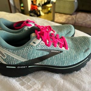 Brooks women 7 ghost